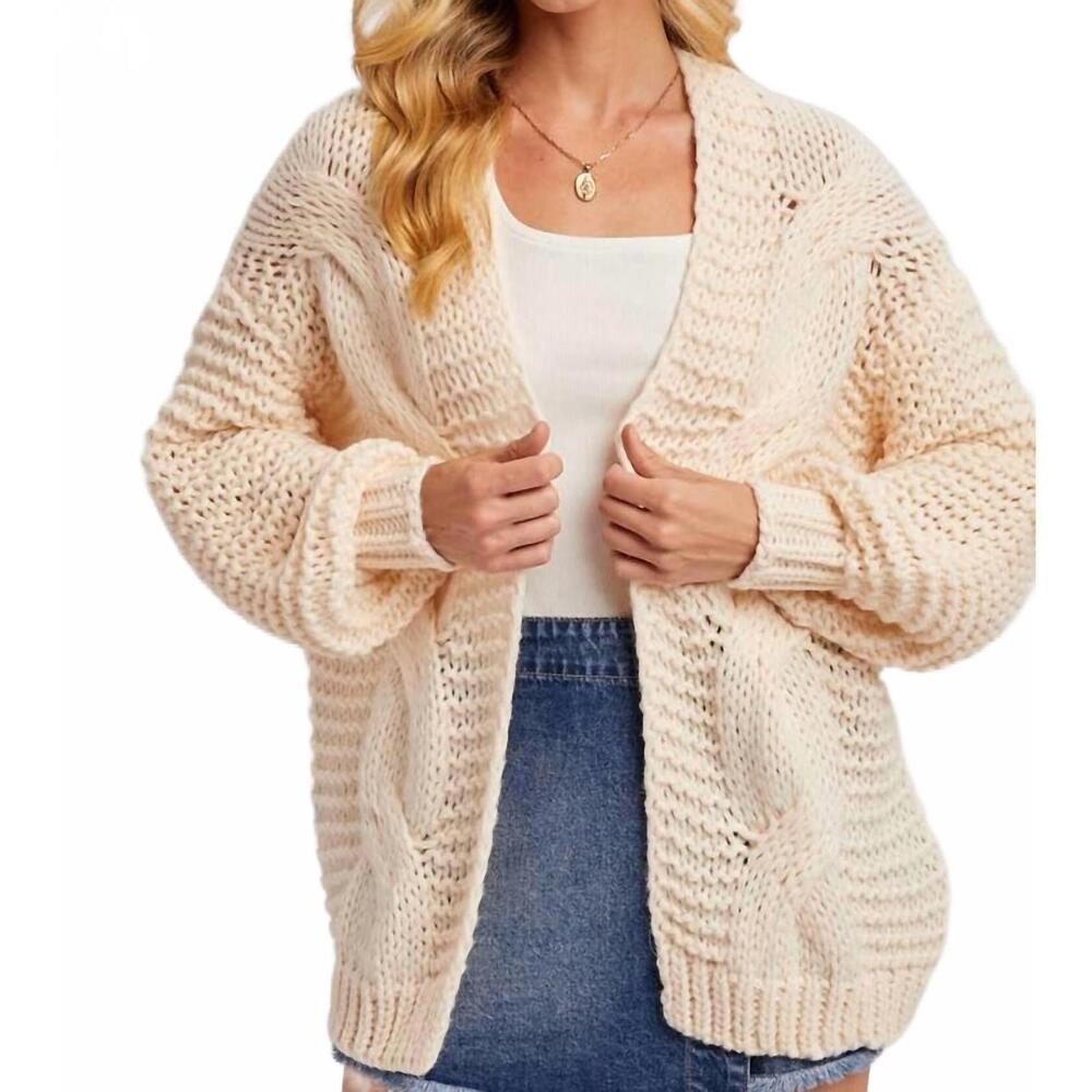 NEW BLUIVY chunky cable knit sweater cardigan in cream